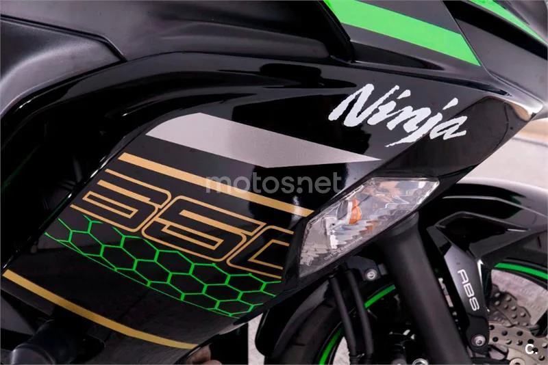 Kawasaki Ninja 650 – Vista 17