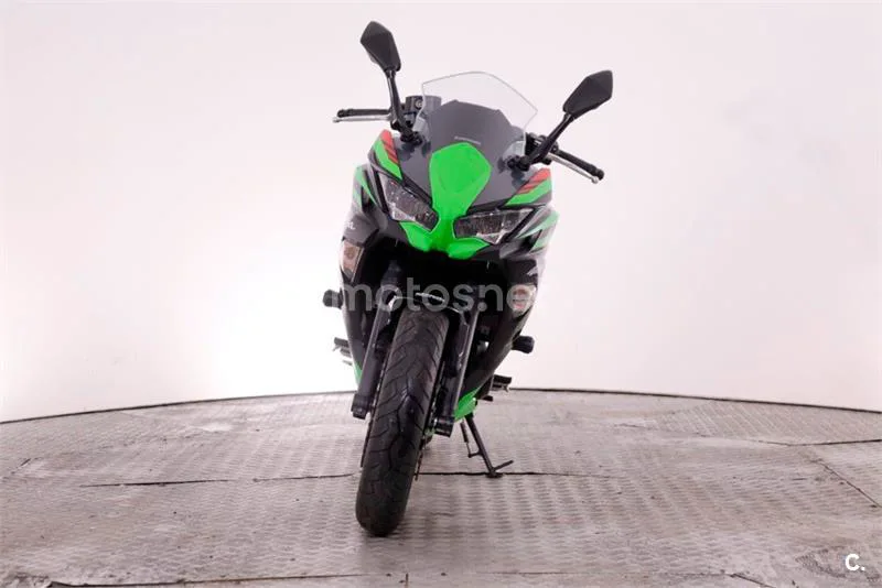 Kawasaki Ninja 650 – Vista 3
