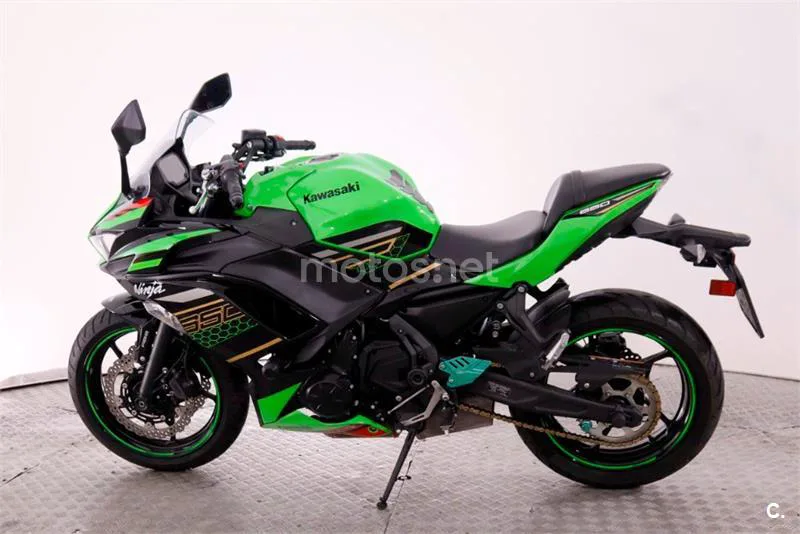 Kawasaki Ninja 650 – Vista 8