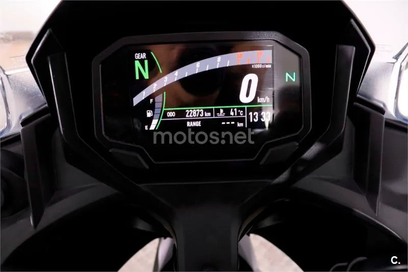 Kawasaki Ninja 650 – Vista 10