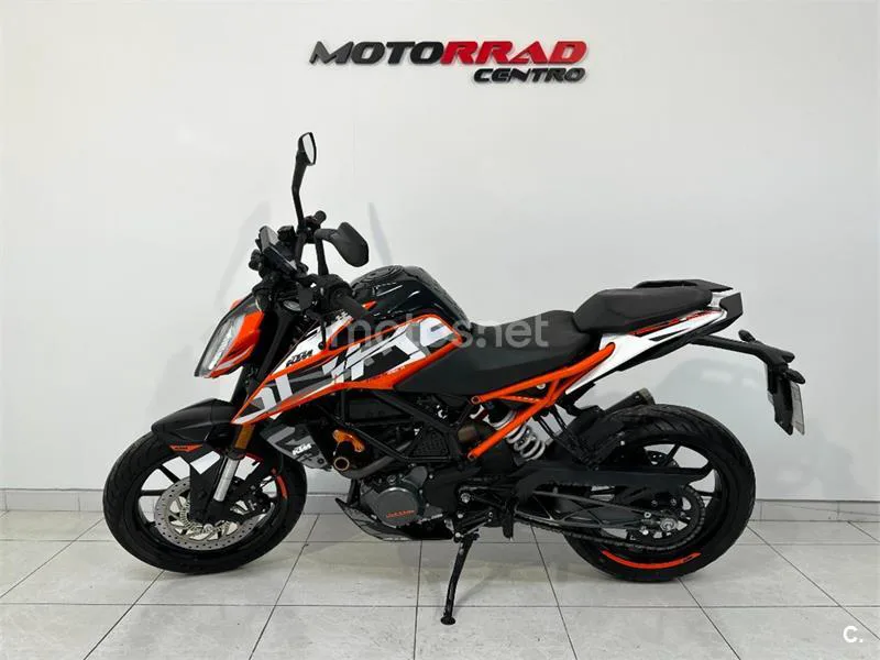 KTM 125 – Vista 4