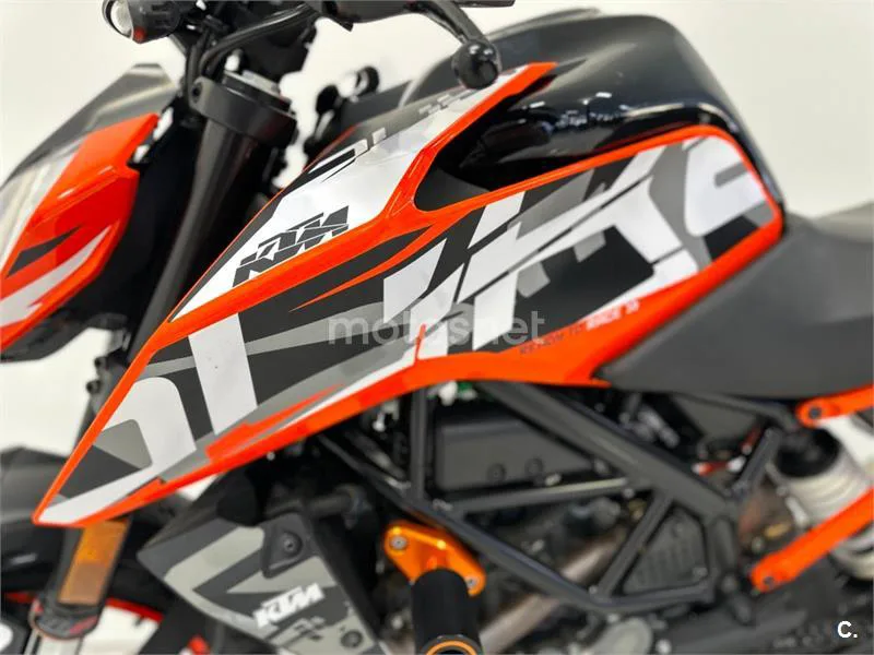 KTM 125 – Vista 7