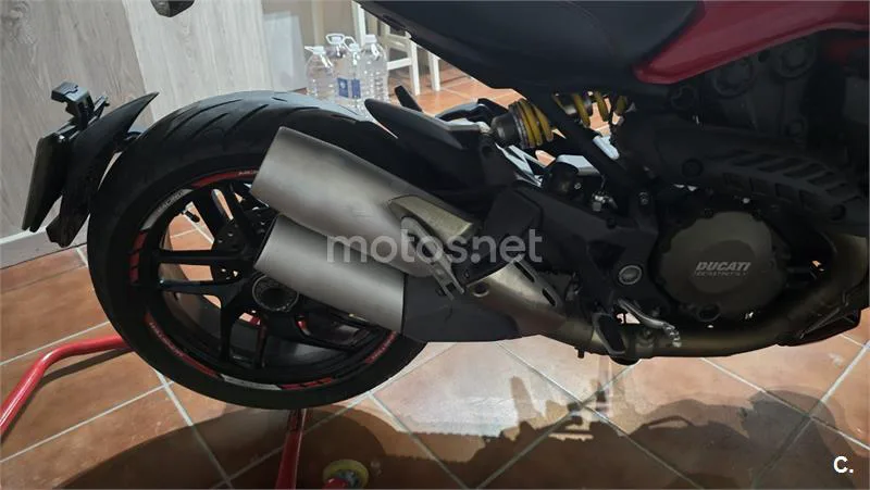 Ducati Monster 1200 – Vista 5