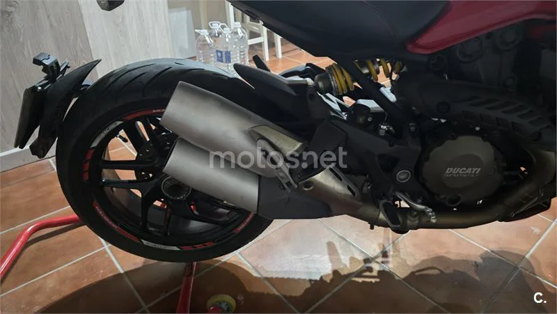 Ducati Monster 1200 – Vista 8