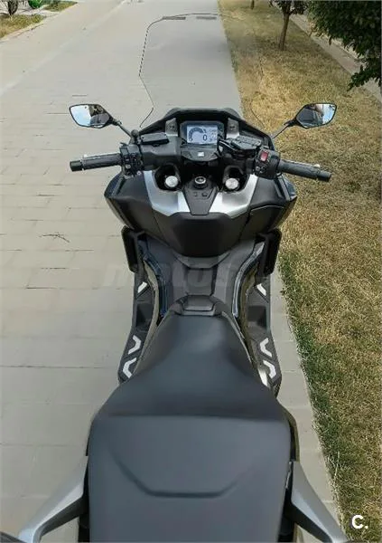Honda Forza 750 – Vista 11