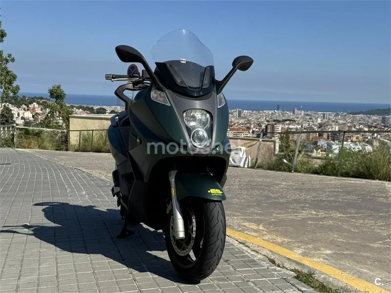 Gilera GP 800 – Vista 3