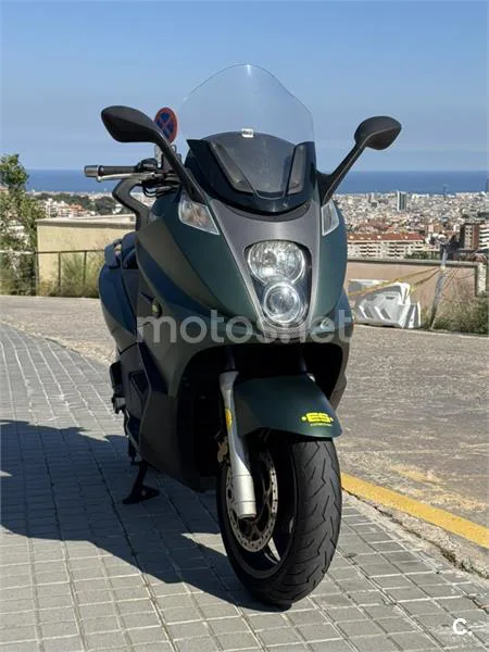 Gilera GP 800 – Vista 4