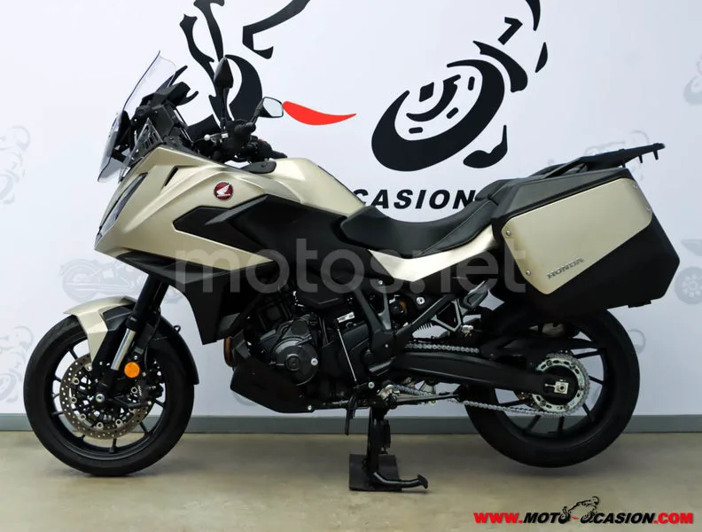 Honda NT1100 – Vista 7