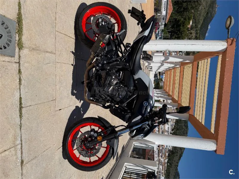 Yamaha MT-07 – Vista 2
