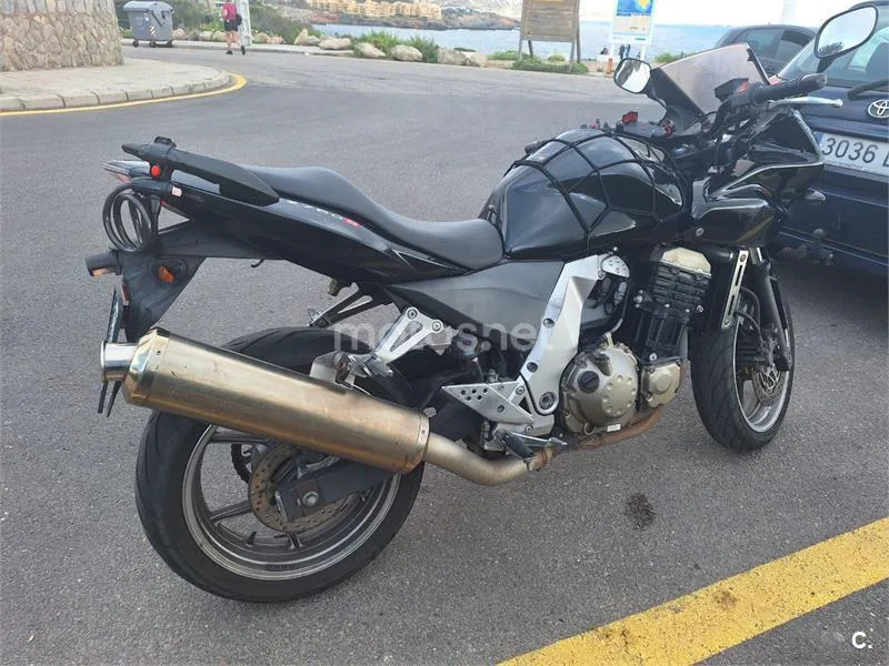 Kawasaki Z750 - Vista 4