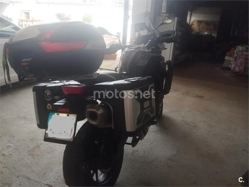 BMW F 750 – Vista 2