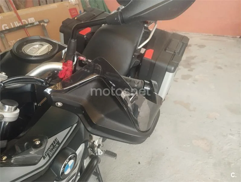 BMW F 750 – Vista 12