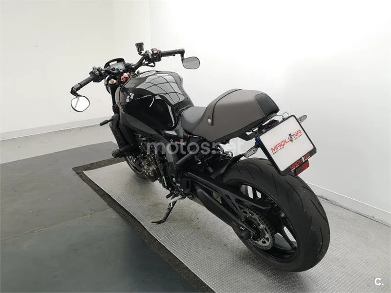 Yamaha XSR 900 – Vista 18
