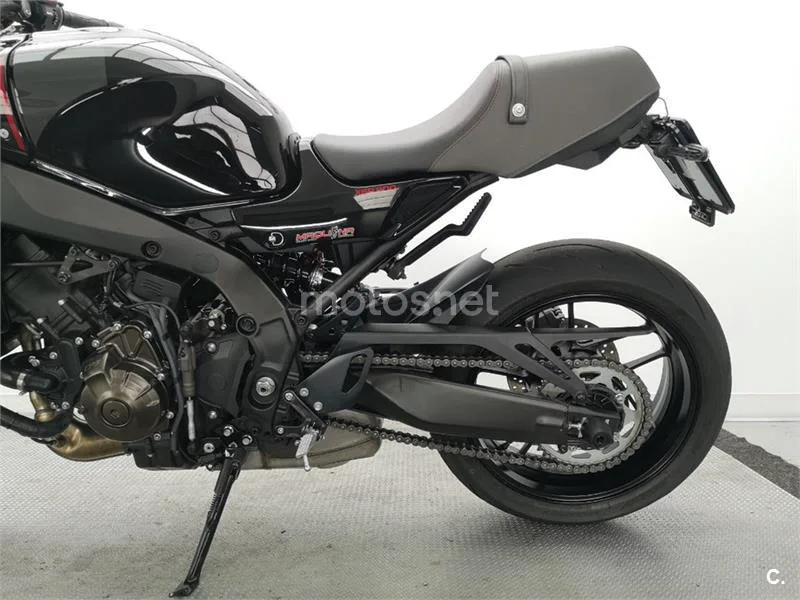 Yamaha XSR 900 – Vista 19