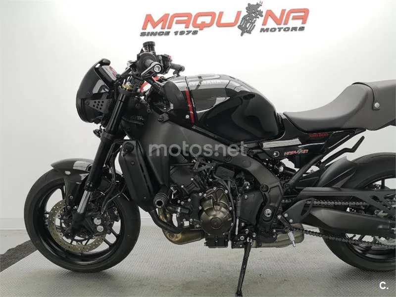 Yamaha XSR 900 – Vista 20