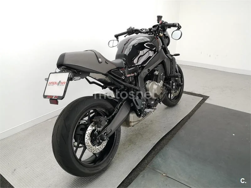 Yamaha XSR 900 – Vista 4