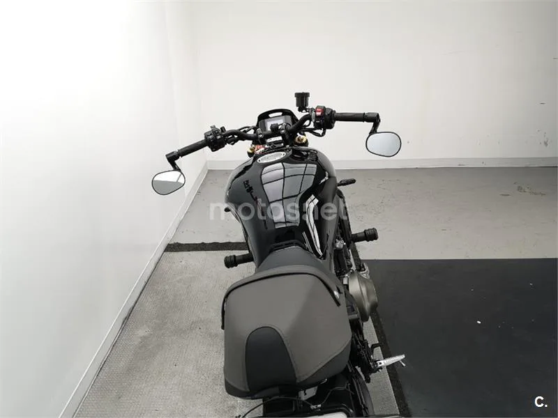 Yamaha XSR 900 – Vista 7