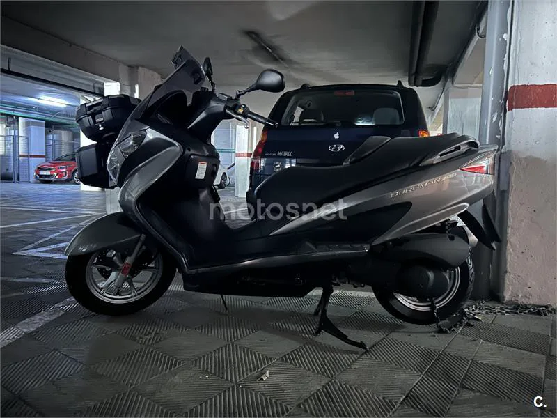 Suzuki Burgman 200 – Vista 3