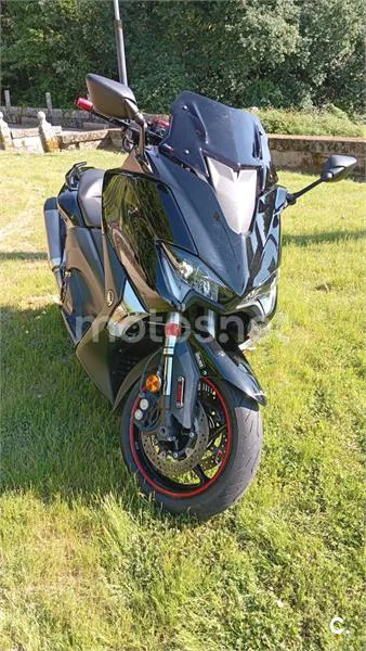 Yamaha TMAX 530 – Vista 3