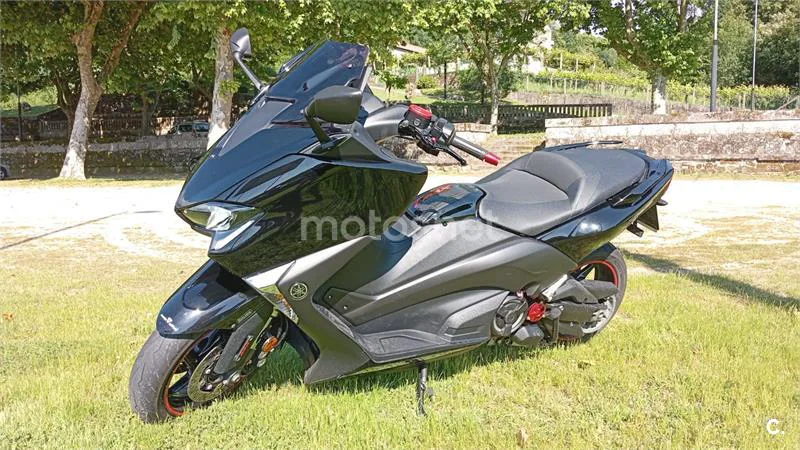 Yamaha TMAX 530 – Vista 4