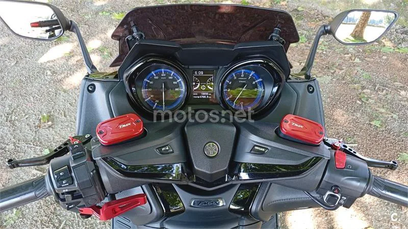 Yamaha TMAX 530 – Vista 5