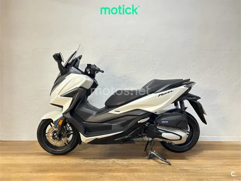 Honda Forza 125 – Vista 7