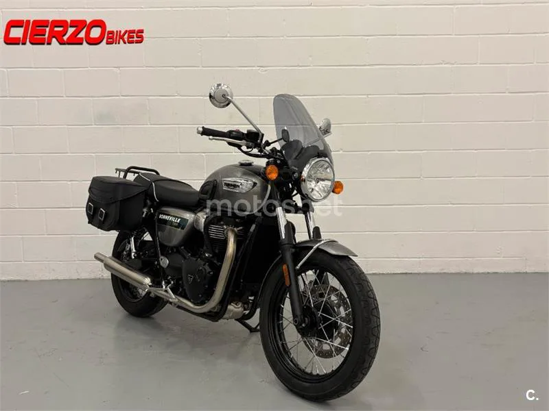 Triumph Bonneville T100 – Vista 9