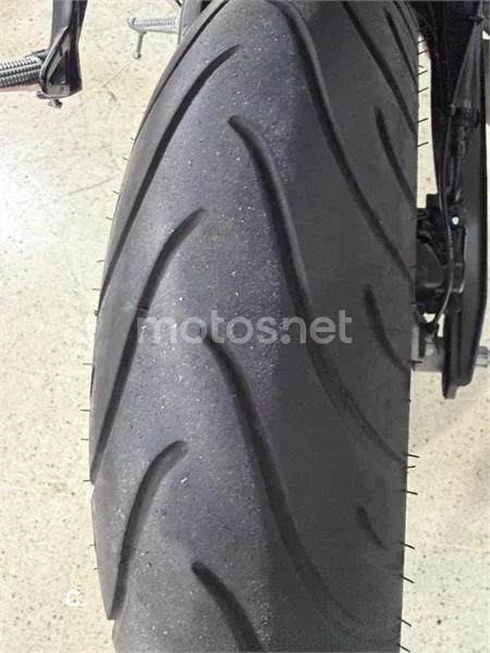 Yamaha R125 – Vista 4