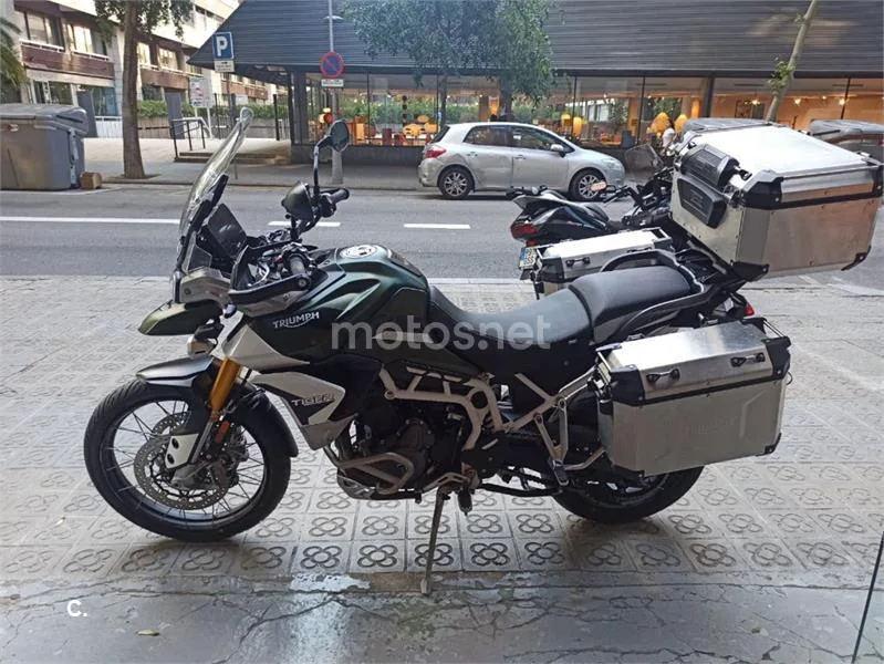 Triumph Tiger 900 – Vista 7