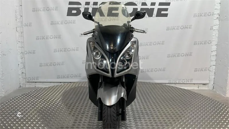 Kymco Super Dink 300 – Vista 6