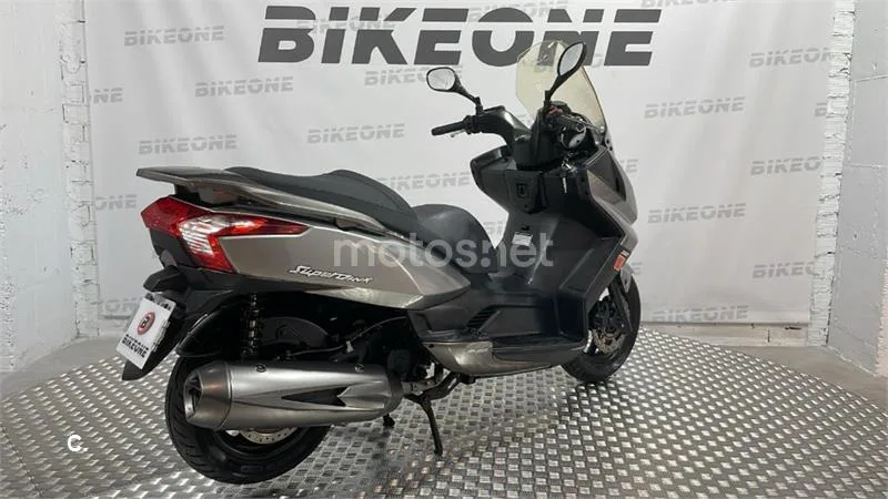 Kymco Super Dink 300 – Vista 9