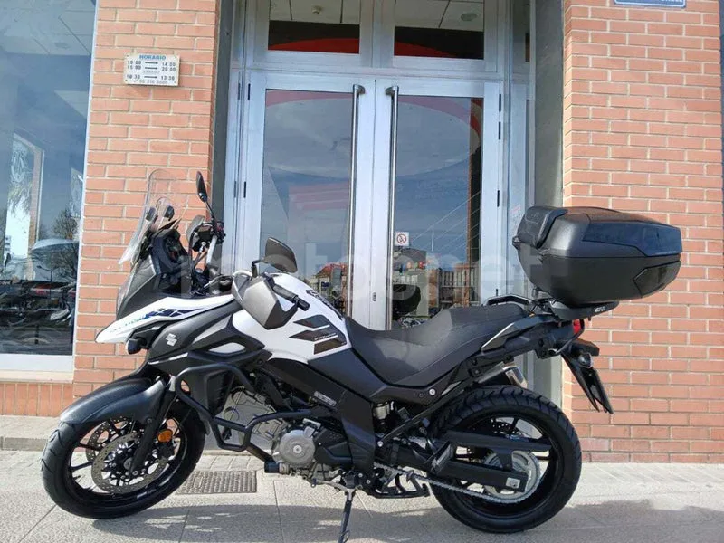 Suzuki V-Strom 650 – Vista 10