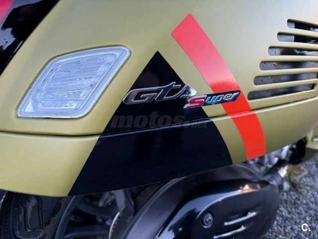 Vespa GTS 300 – Vista 6