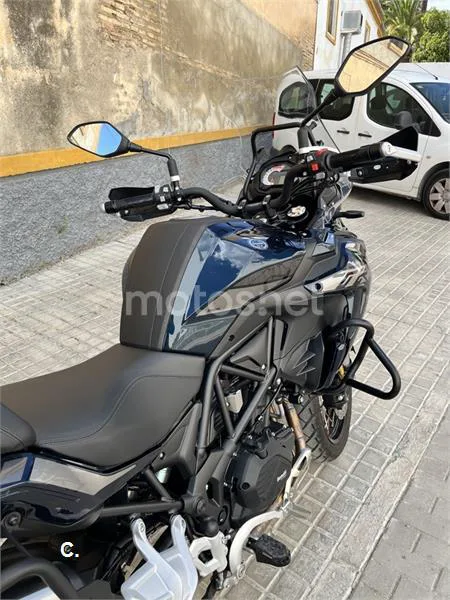 Benelli TRK 502 – Vista 4