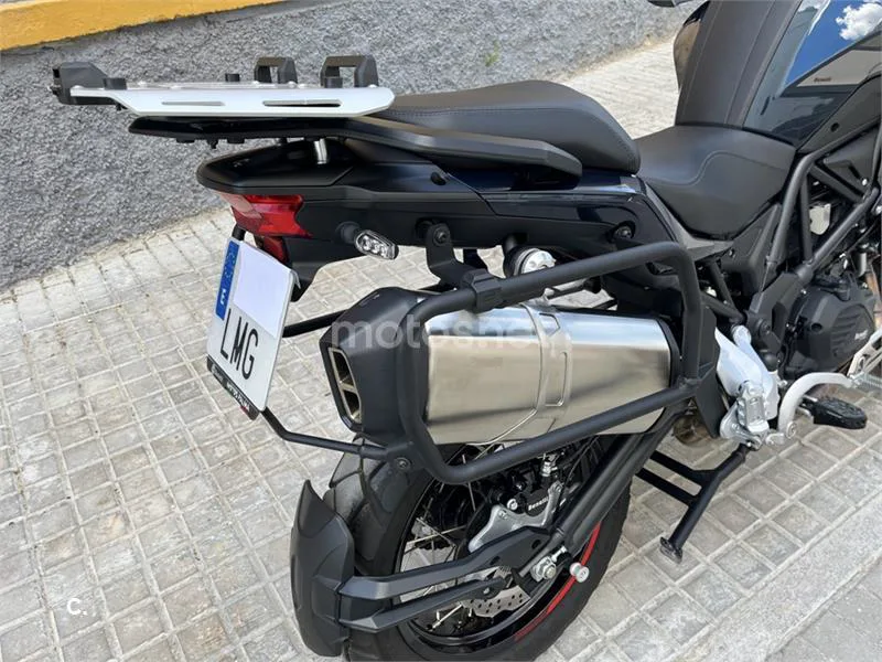Benelli TRK 502 – Vista 9