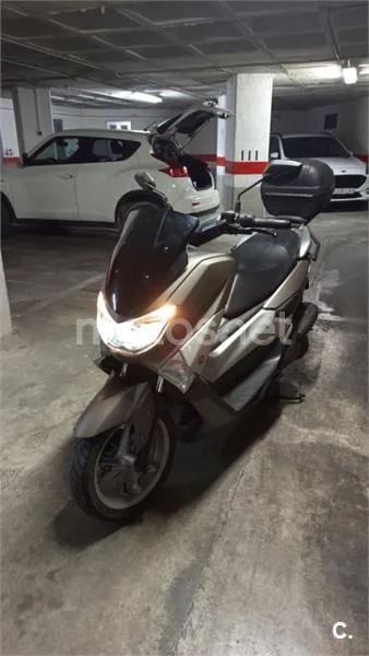 Yamaha NMAX – Vista 3