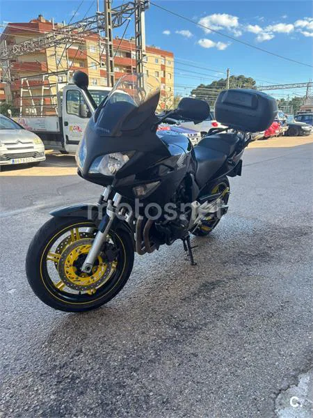 Honda CBF 600 SA – Vista 2
