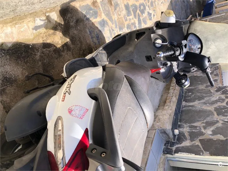 Kymco Grand Dink 125 – Vista 2