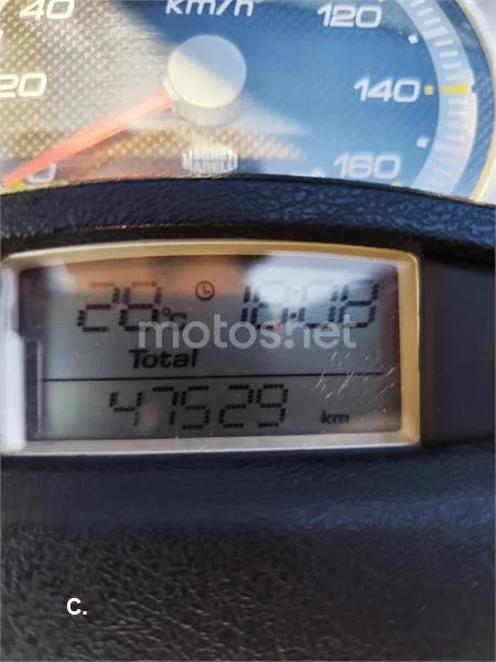 Yamaha XMAX 250 – Vista 6
