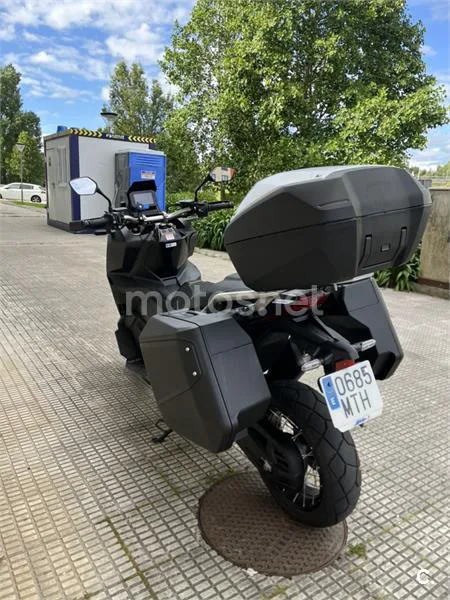 Honda X-ADV – Vista 5