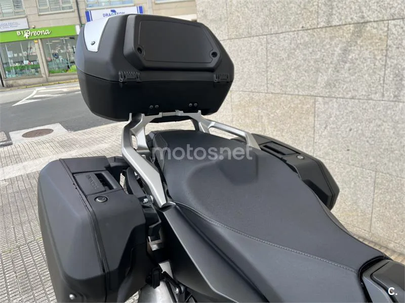 Honda X-ADV – Vista 8
