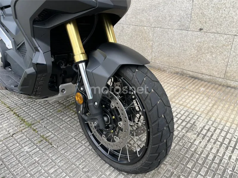 Honda X-ADV – Vista 9