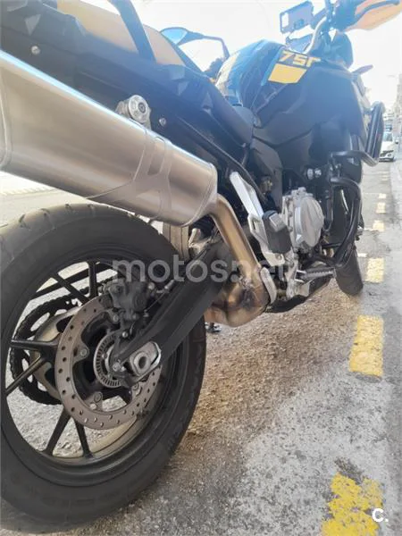 BMW F 750 – Vista 9