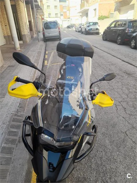 BMW F 750 – Vista 10