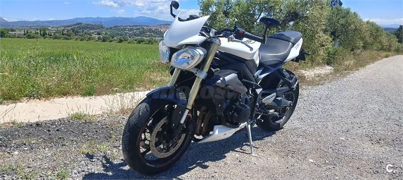 Triumph Street Triple – Vista 2