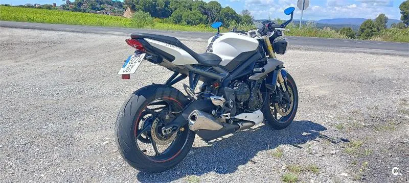 Triumph Street Triple – Vista 4