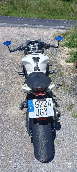 Triumph Street Triple – Vista 6