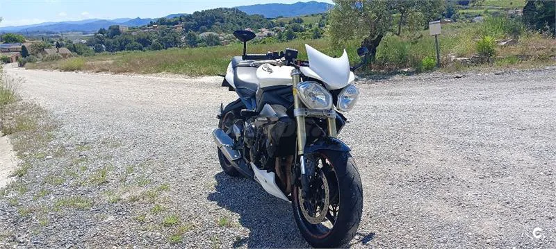 Triumph Street Triple – Vista 7