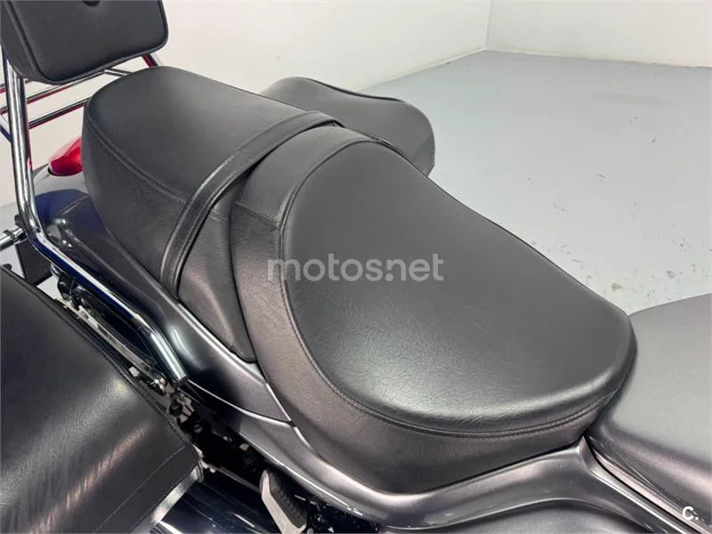 Suzuki Intruder M1800R – Vista 10
