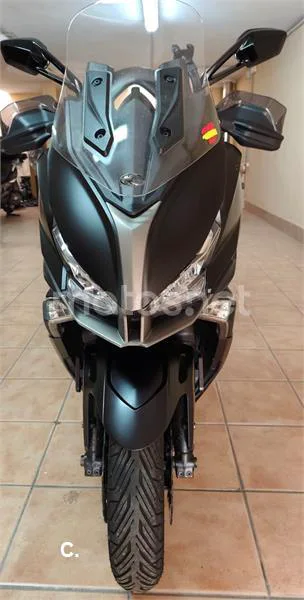 Kymco Xciting S 400 – Vista 9